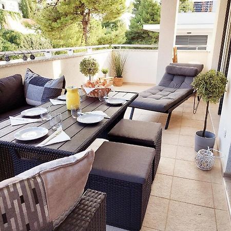 Newhome Nicole Premantura Luaran gambar