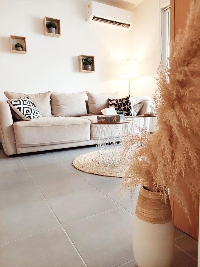 Newhome Nicole Premantura Luaran gambar