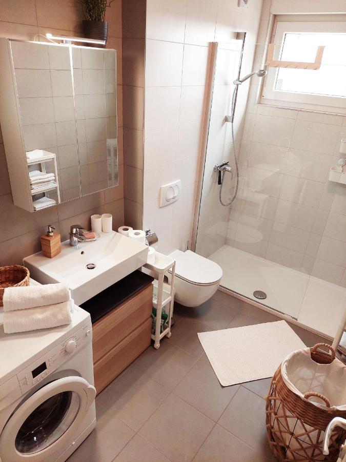 Newhome Nicole Premantura Luaran gambar